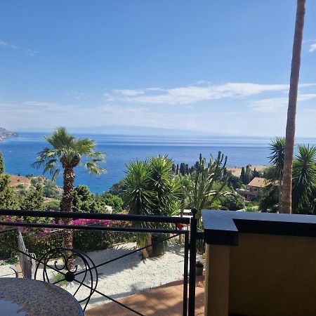 Taormina Bella Vista Apartment In Center With Pool By Taormina Holidays Екстер'єр фото